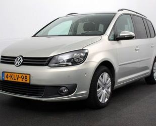 VW Volkswagen Touran 1.6 TDI DSG Highline BlueMotion Gebrauchtwagen