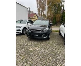 Peugeot Peugeot 5008 Active Business Navi AHK Autom Gebrauchtwagen