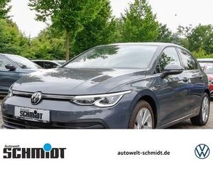 VW Volkswagen Golf VIII 1,5 TSI Style ACC NAVI IQ LIG Gebrauchtwagen