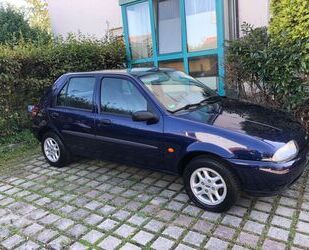 Ford Ford Fiesta 1.3 44kW Style Style Gebrauchtwagen