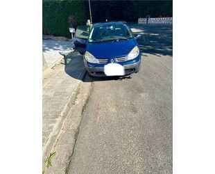 Renault Renault Scenic Dynamique 2.0 16V Dynamique Gebrauchtwagen