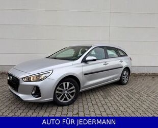 Hyundai Hyundai i30 cw Trend*AUT*AppleCarplay*Navi*Kamera* Gebrauchtwagen