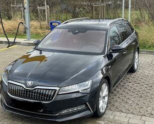 Skoda Skoda Superb iV COMBI L&K,Matrix,ACC,Pano,AHK,Lede Gebrauchtwagen