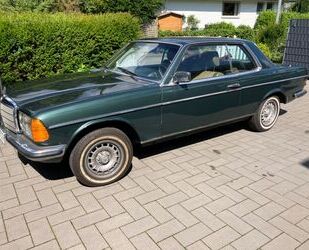 Mercedes-Benz Mercedes-Benz 230 CE Gebrauchtwagen