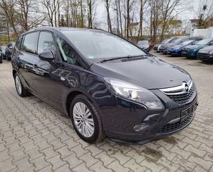 Opel Opel Zafira C Tourer Edition+KLIMAAUTO+CAM+PDC+NAV Gebrauchtwagen