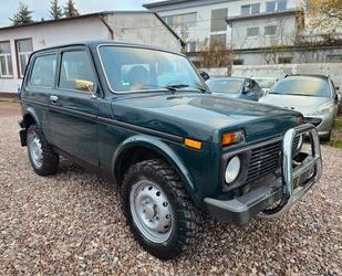 Lada Lada Niva Only AHK*4x4*CD-Radio*Tüv Neu* Gebrauchtwagen