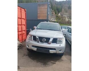 Nissan Nissan Pathfinder 2.5 dCi DPF SE SE Gebrauchtwagen