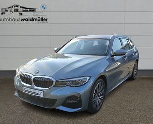 BMW BMW 318i Touring M Sport SONDERLACKIERUNG Gebrauchtwagen