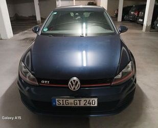 VW Volkswagen Golf 2.0 TSI DSG BMT GTI GTI Gebrauchtwagen