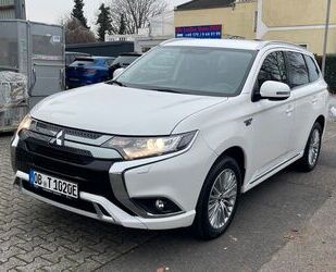 Mitsubishi Mitsubishi Outlander PHEV Spirit 4WD Gebrauchtwagen