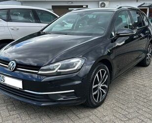 VW Volkswagen Golf 1.6 TDI Kombi *AHK*NAV*RFK*SHZ*LED Gebrauchtwagen