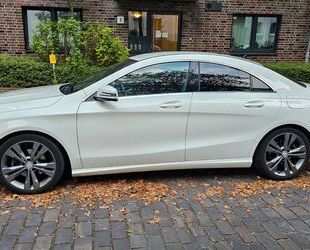 Mercedes-Benz Mercedes-Benz CLA 180 - Guter Zustand Scheckheftge Gebrauchtwagen