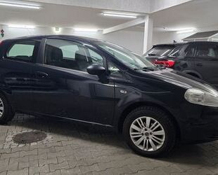 Fiat Fiat Punto 1.2 Grande, TÜV Neu Gebrauchtwagen