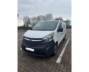 Opel Opel Vivaro B Kasten L2H1 *2,9t*AHK*KLIMA*UNFALLFR Gebrauchtwagen