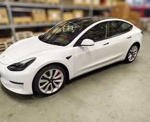 Tesla Tesla Model 3 Allradantrieb mit Dualmotor Performa Gebrauchtwagen