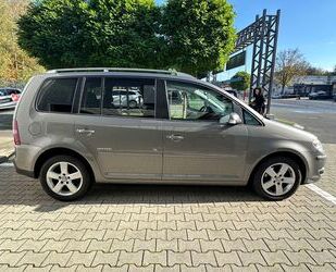 VW Volkswagen Touran 1.4 TSI 103kW DSG Gebrauchtwagen