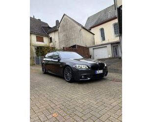 BMW BMW 520d xDrive Touring Gebrauchtwagen