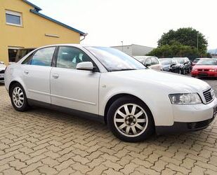 Audi Audi A4 2.4 V6, Leder, Navi, Schiebedach, Tempomat Gebrauchtwagen