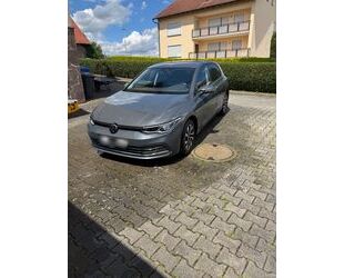 VW Volkswagen Golf VIII 2.0 TDI SCR DSG ACTIVE Gebrauchtwagen