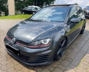 VW Volkswagen Golf VII Lim. GTI*DSG*PANO*LEDER*ACC*DC Gebrauchtwagen