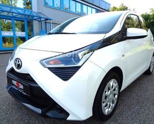 Toyota Toyota Aygo 1.0 X-play Business-Paket*1.HD-EURO 6- Gebrauchtwagen