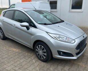 Ford Ford Fiesta Titanium KLIMAAUT. *Zahnriemen erneue Gebrauchtwagen