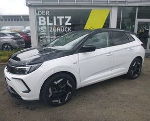 Opel Opel Grandland GSe Plug-in Hybrid 4x4 221 kW Gebrauchtwagen