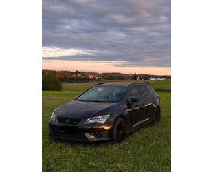 Seat Seat Leon ST Cupra DSG 400ps Gebrauchtwagen