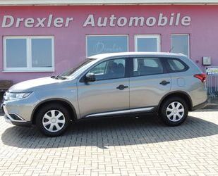 Mitsubishi Mitsubishi Outlander 2WD *** nur 45 tkm + 1. Hand Gebrauchtwagen