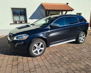 Volvo Volvo XC60 D5 AWD Geartronic R Design R Design Gebrauchtwagen