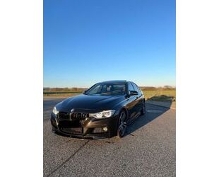 BMW BMW 330i /F30 / M-Performance Gebrauchtwagen