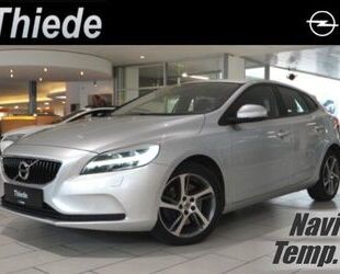 Volvo Volvo V40 D3 MOMENTUM NAVI/LED/SHZ/TEMP./PDC/AHK Gebrauchtwagen