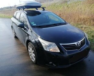 Toyota Toyota Avensis Combi Sol 2.2 D-4D Automatik Sol Gebrauchtwagen