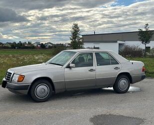 Mercedes-Benz Mercedes-Benz 230 E TÜV 9/26 viele Teile Neu Gebrauchtwagen