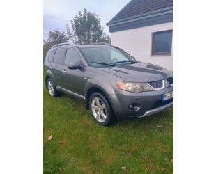 Mitsubishi Mitsubishi Outlander 2.2 DI-D Instyle Instyle Gebrauchtwagen