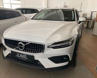 Volvo Volvo V60 B4 Cross Country AWD Gebrauchtwagen