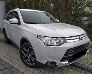 Mitsubishi Mitsubishi Outlander 2.2 DI-D ClearTec 4WD Intense Gebrauchtwagen