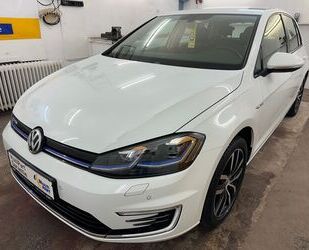 VW Volkswagen Golf VII Lim. e-Golf 41434 KM NAVI LED Gebrauchtwagen