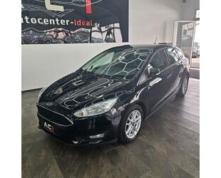 Ford Ford Focus Lim. Business, 1. Hand, Navi, BT, Temp. Gebrauchtwagen