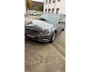 Mercedes-Benz Mercedes-Benz E 200 CDI T BlueEFFICIENCY ELEGANCE Gebrauchtwagen