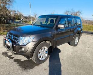 Mitsubishi Mitsubishi Pajero 3,2 DI-D 4WD - Gebrauchtwagen