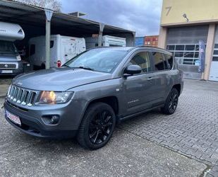 Jeep Jeep Compass Limited 4x2 Volleder Navi PDC Gebrauchtwagen