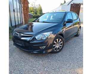 Hyundai Hyundai i30 1.4 Classic Blue Gebrauchtwagen