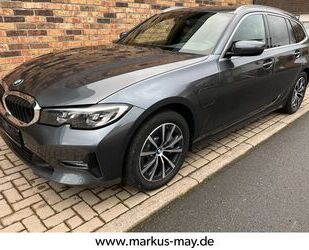 BMW BMW 330e xDrive Tour CockpProf Navi Sportsitze LED Gebrauchtwagen