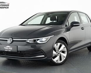 VW Volkswagen Golf VIII 2.0 TDI DSG Style NAV LED ACC Gebrauchtwagen