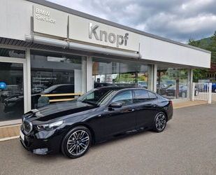 BMW BMW 520d Limo M Sport STANDHEIZUNG,AHK,HUD,H&K,PAN Gebrauchtwagen