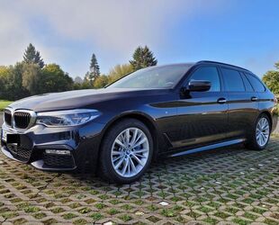 BMW BMW 530d Touring Shadowline Gebrauchtwagen