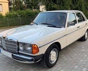 Mercedes-Benz Mercedes-Benz W123 240D Gebrauchtwagen