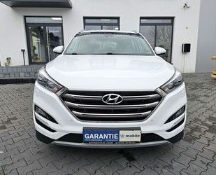 Hyundai Hyundai Tucson 1.7 CRDI blue Premium RFK LED 1.HAN Gebrauchtwagen