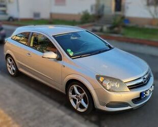 Opel Opel Astra GTC 1.6 Twinport GTC Gebrauchtwagen